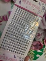 Plancha de strass autoadhesivos